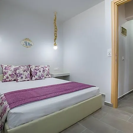 Oasis فندق يميناريا